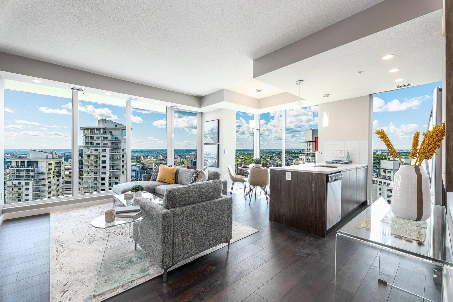 Encore Tower, amenity space