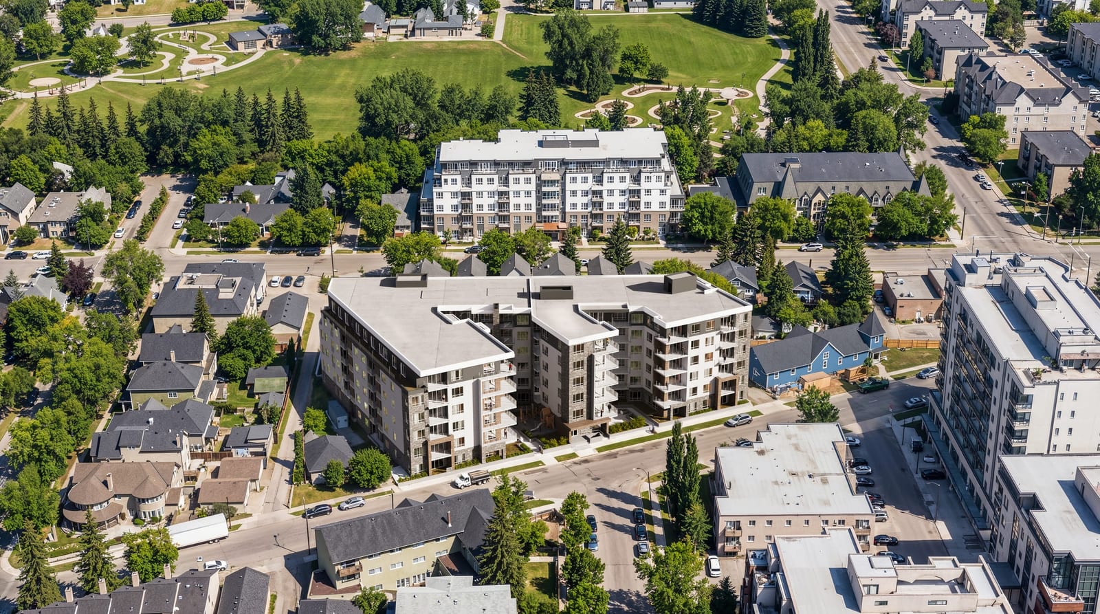 Kensington Heights seen from the air, with Riley Park and the Hillhurst streets around it