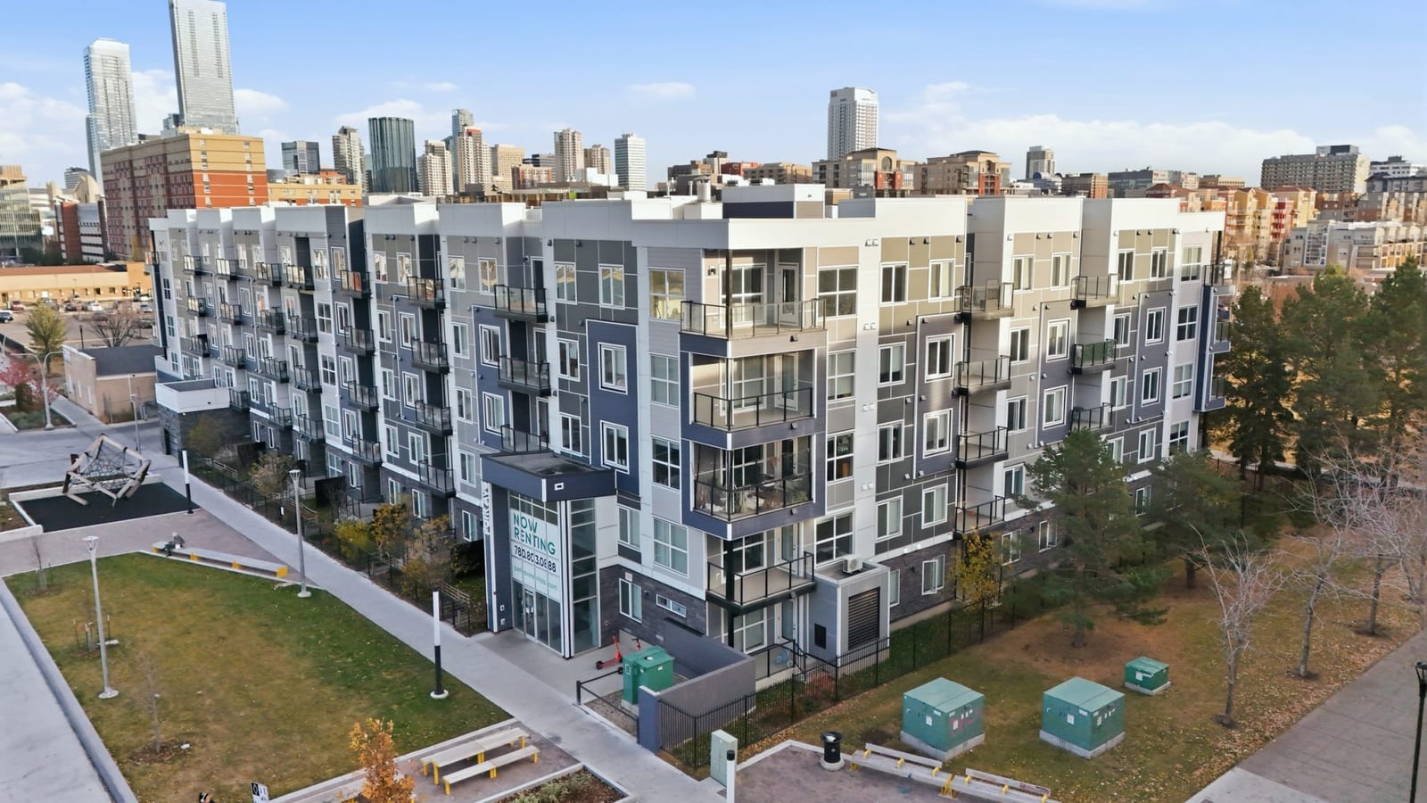 Park Ave primary exterior view