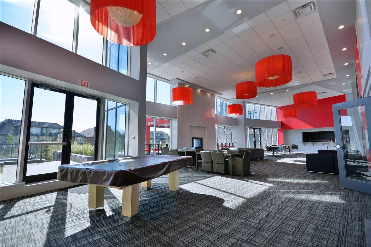 Signature Condominiums, interior detail