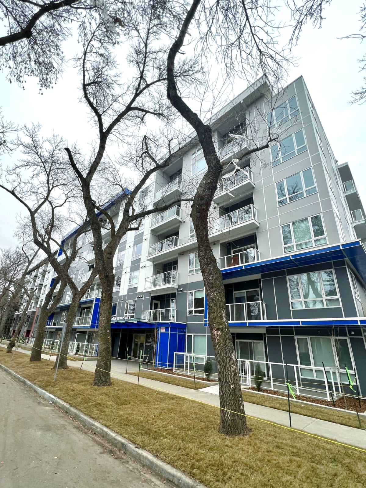 West Garneau, facade detail