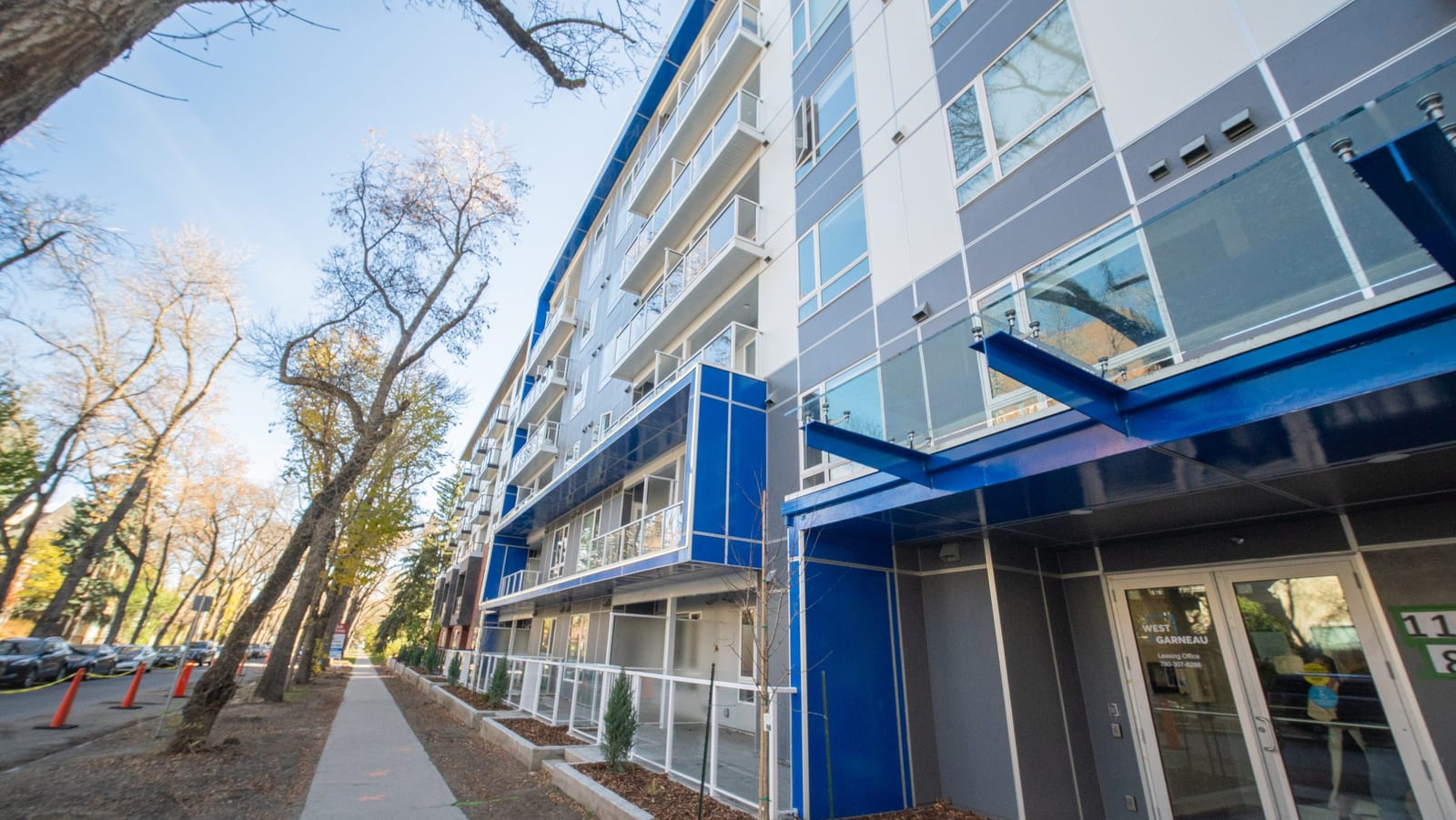 West Garneau, neighbourhood context